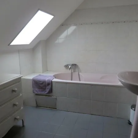 Gite Des Basses Touches Дом отдыха Moitron-sur-Sarthe